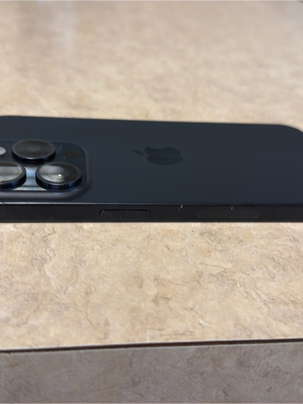 Apple iPhone   15 pro Dark blue with Triple Camera 256 GB